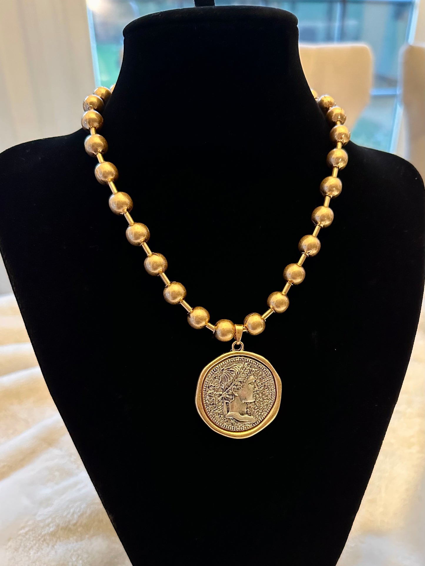 Pendant Matte Gold Necklace