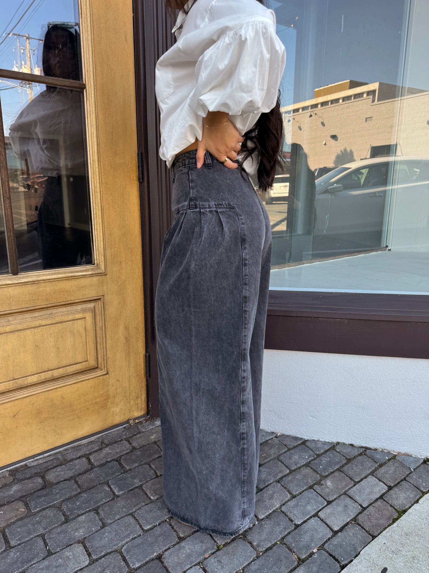 Black High-Waisted Wide Leg Jeans