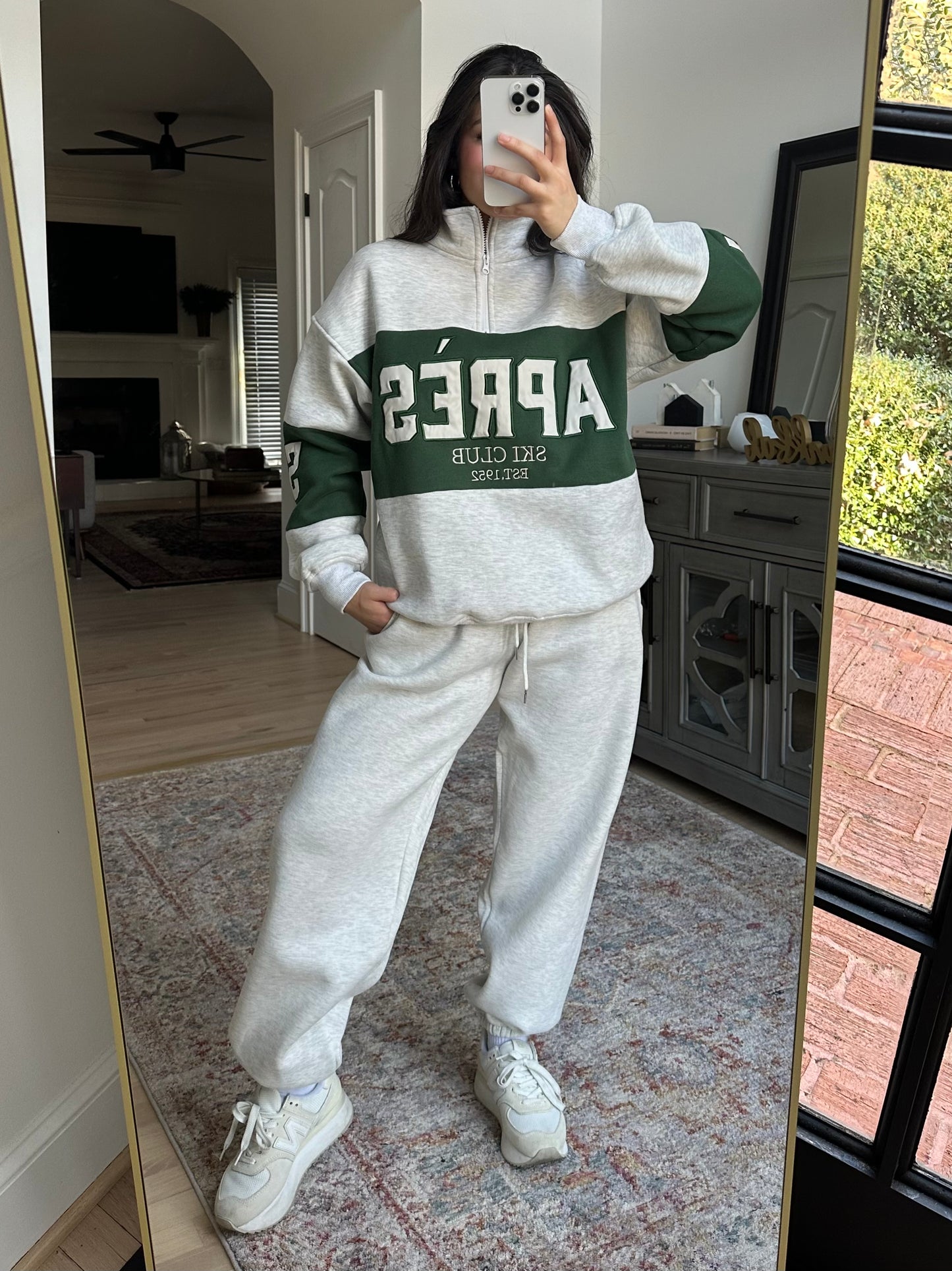 Heather Grey & Green Apres Sweatshirt