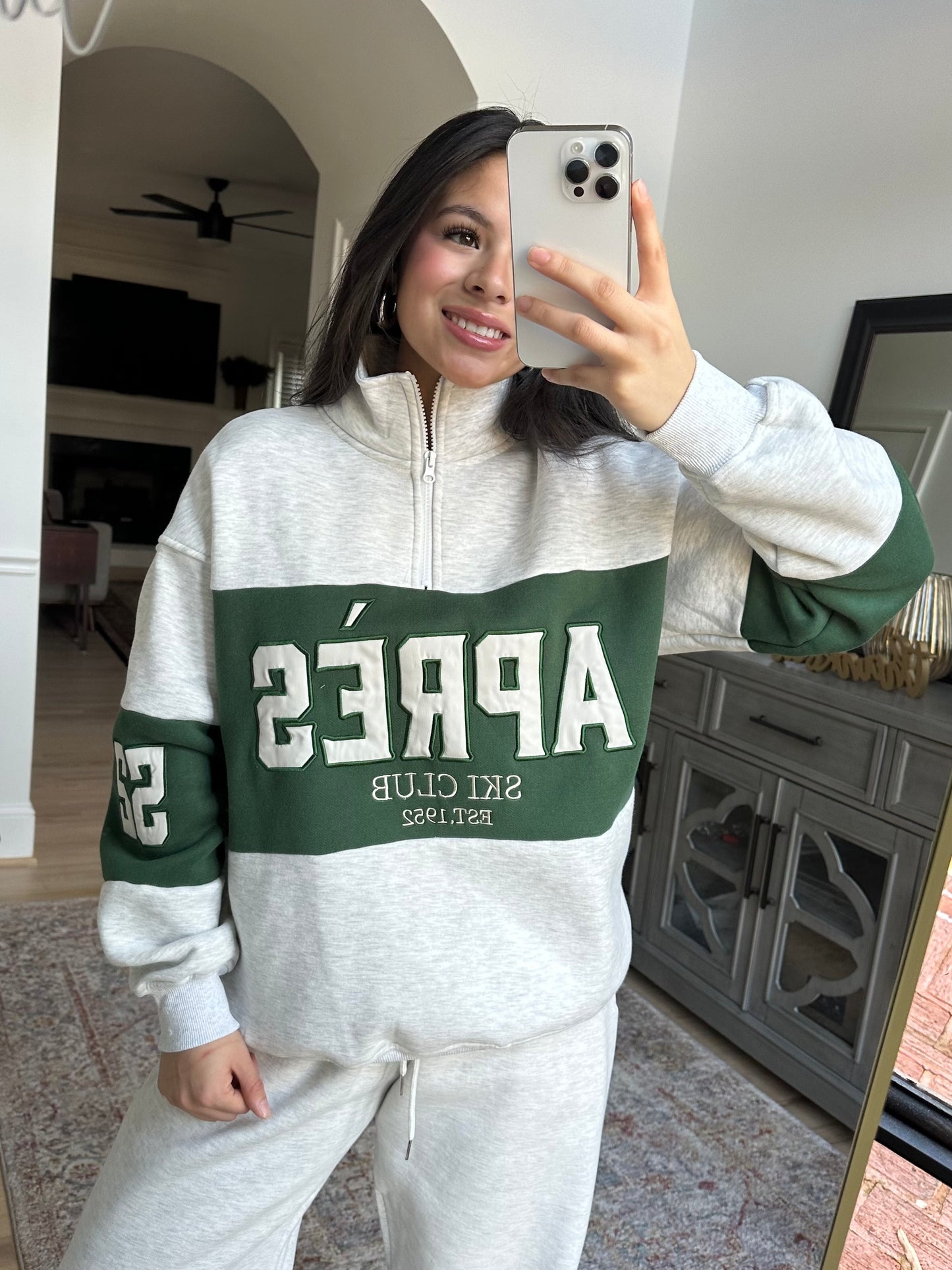Heather Grey & Green Apres Sweatshirt