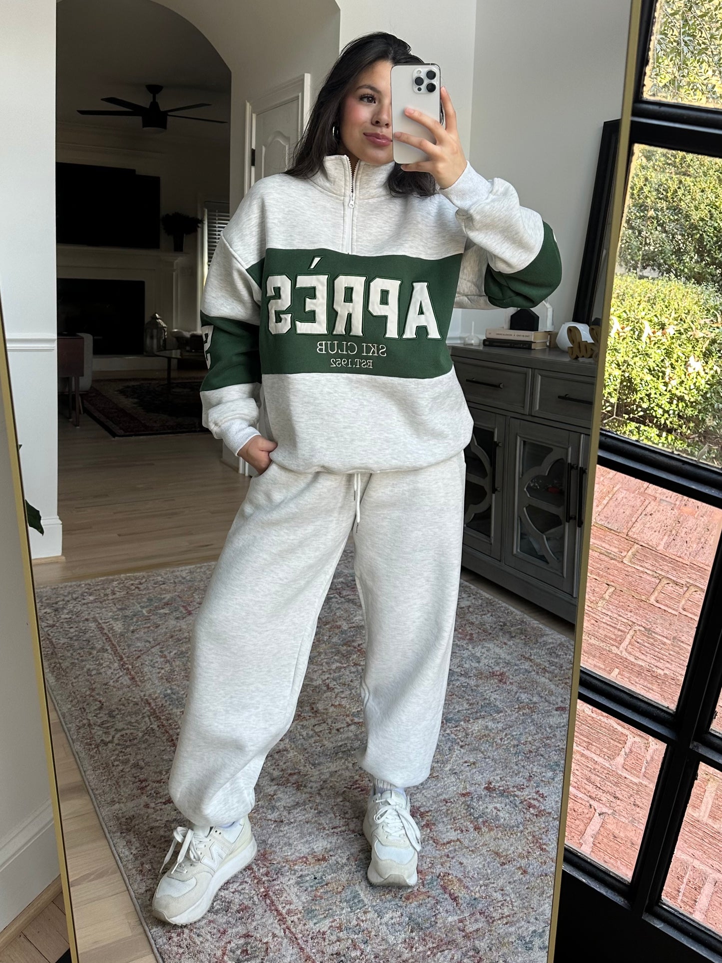 Heather Grey & Green Apres Sweatshirt