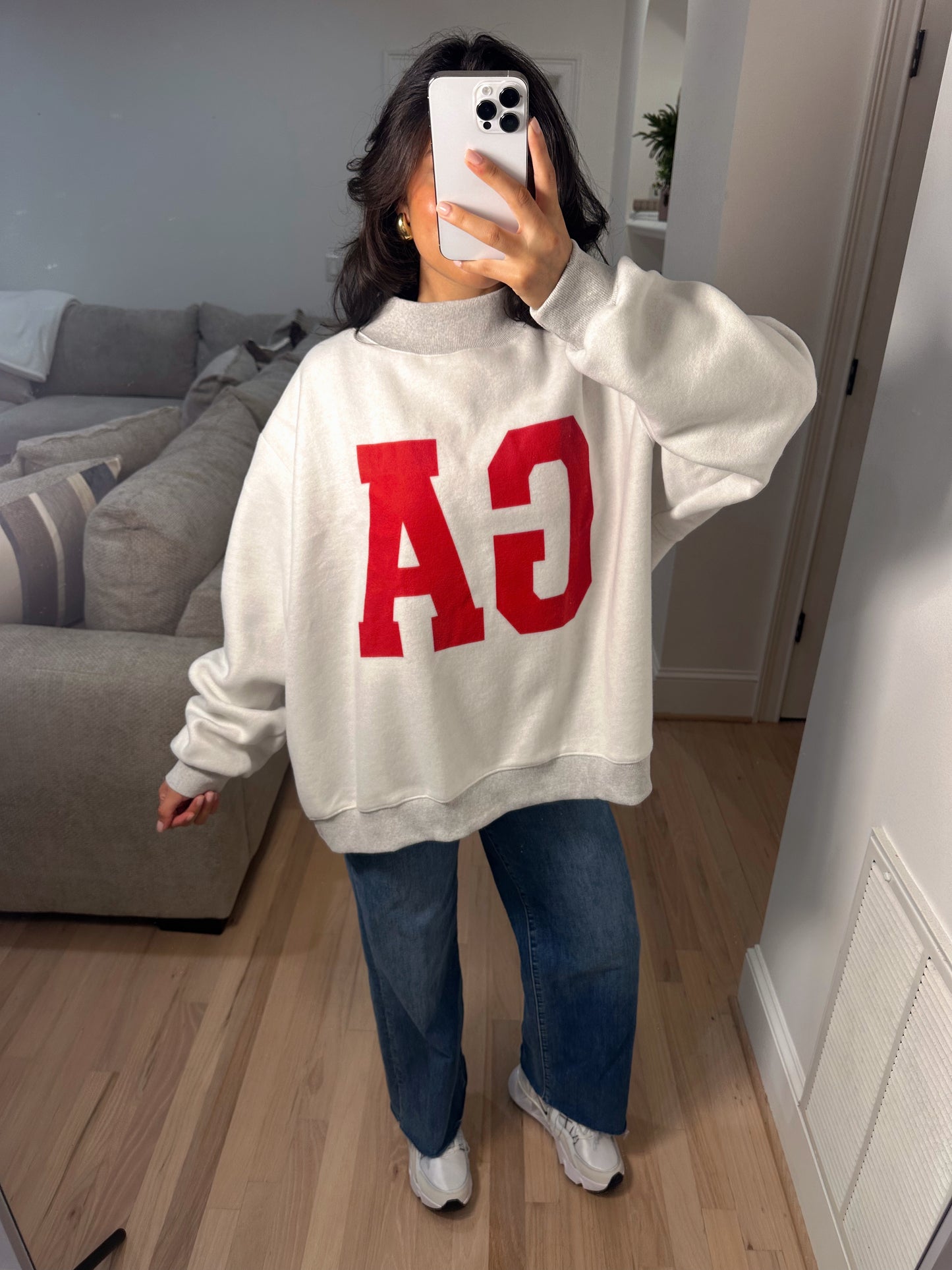 GA Reversible Oversized Mockneck Sweatshirt