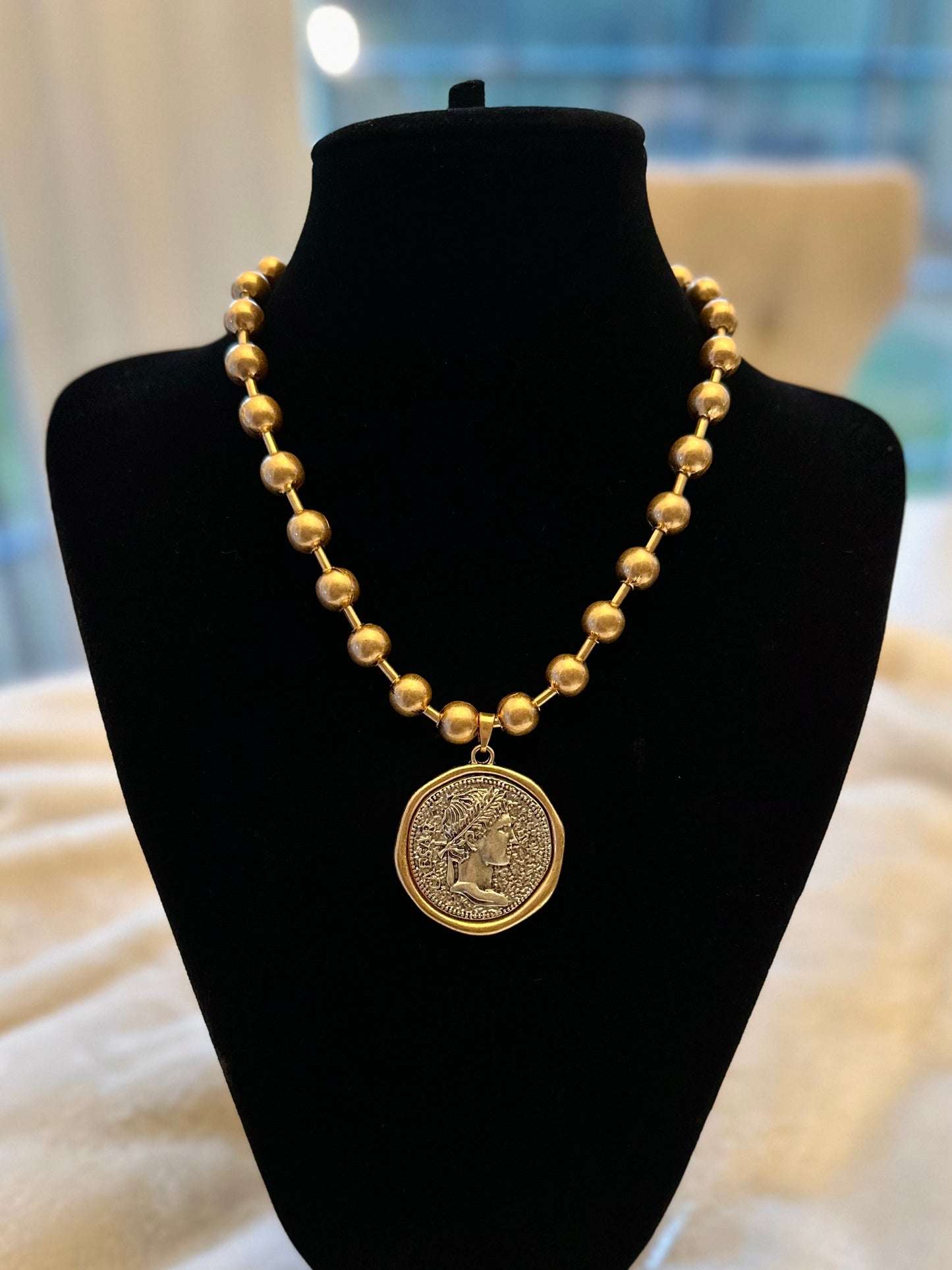 Pendant Matte Gold Necklace