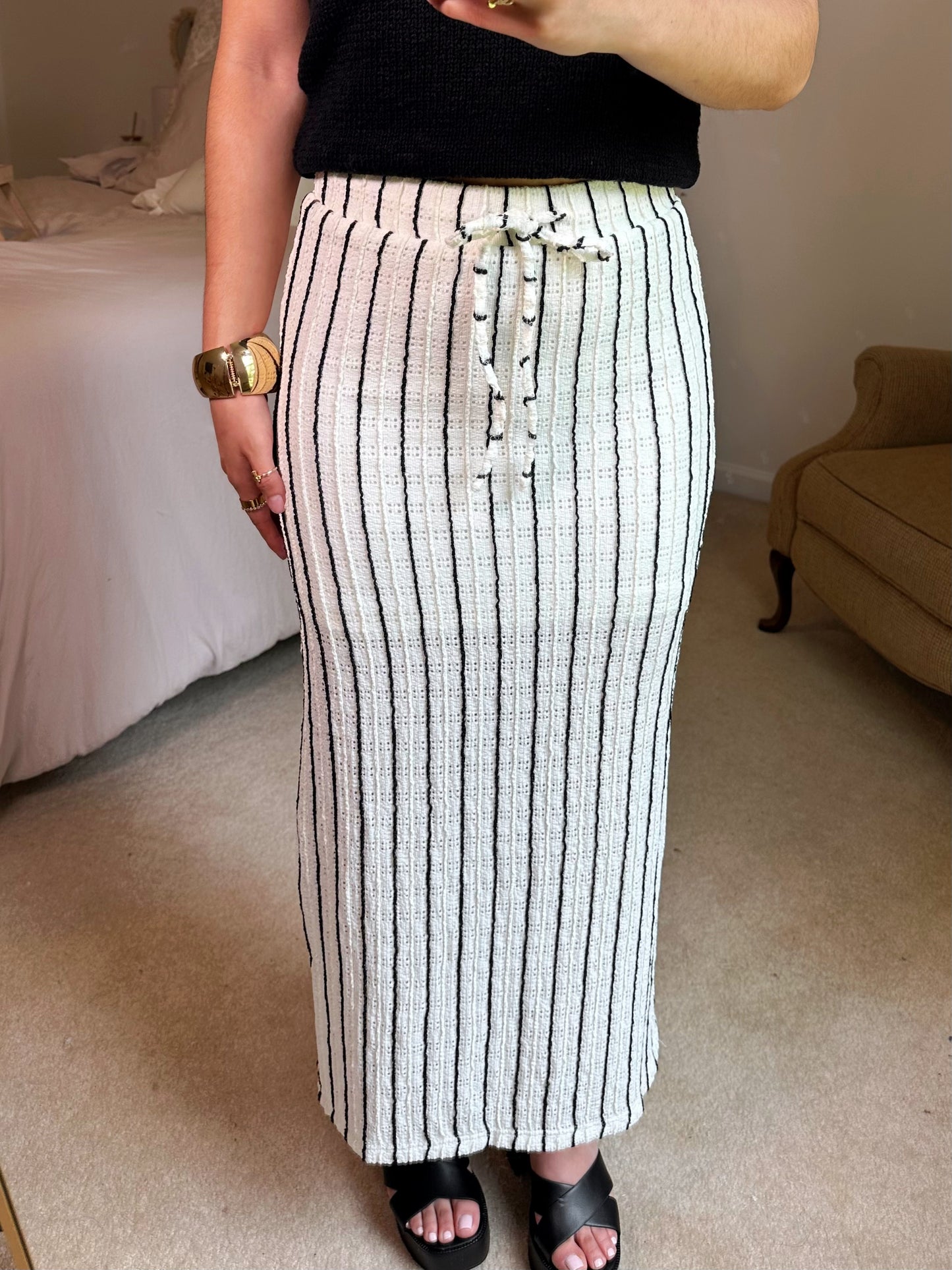 Black & Ivory Striped Knit Skirt