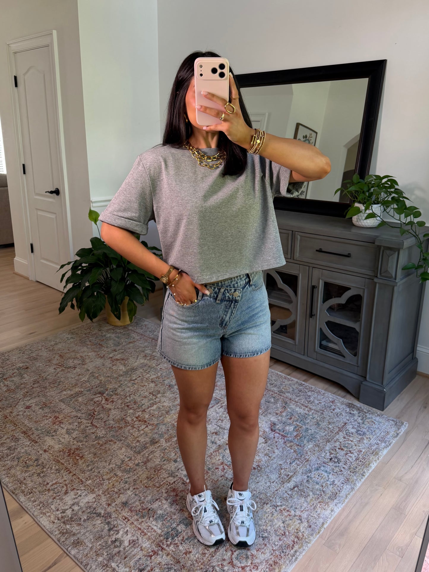 It Girl Staple Tee (Grey)