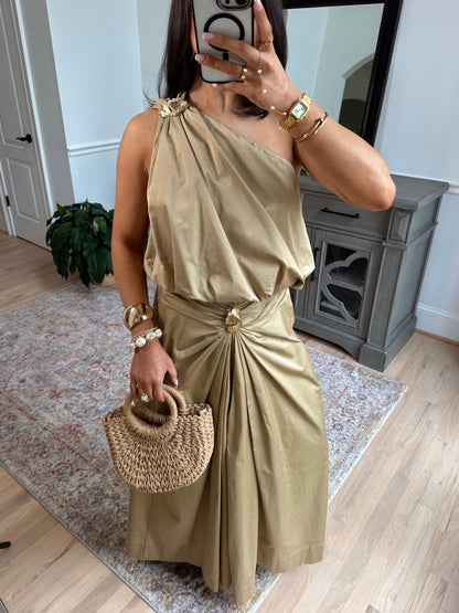 Tuscan Golden Petal Top (Tan)