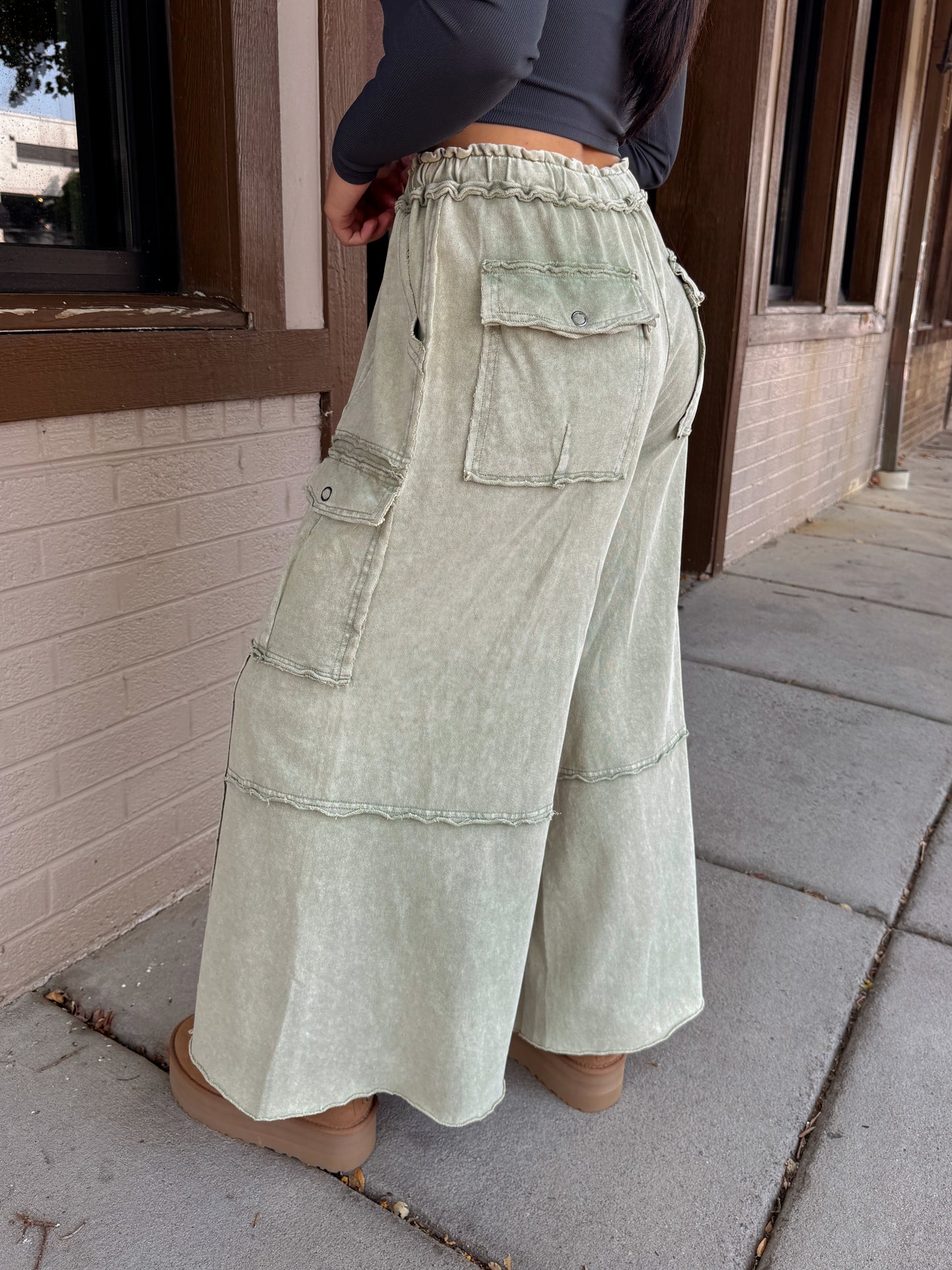 Sage Cargo Flowy Cropped Pants