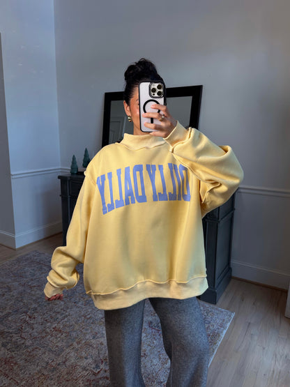 ‘Dilly Dally’ Butter & Blue Mockneck