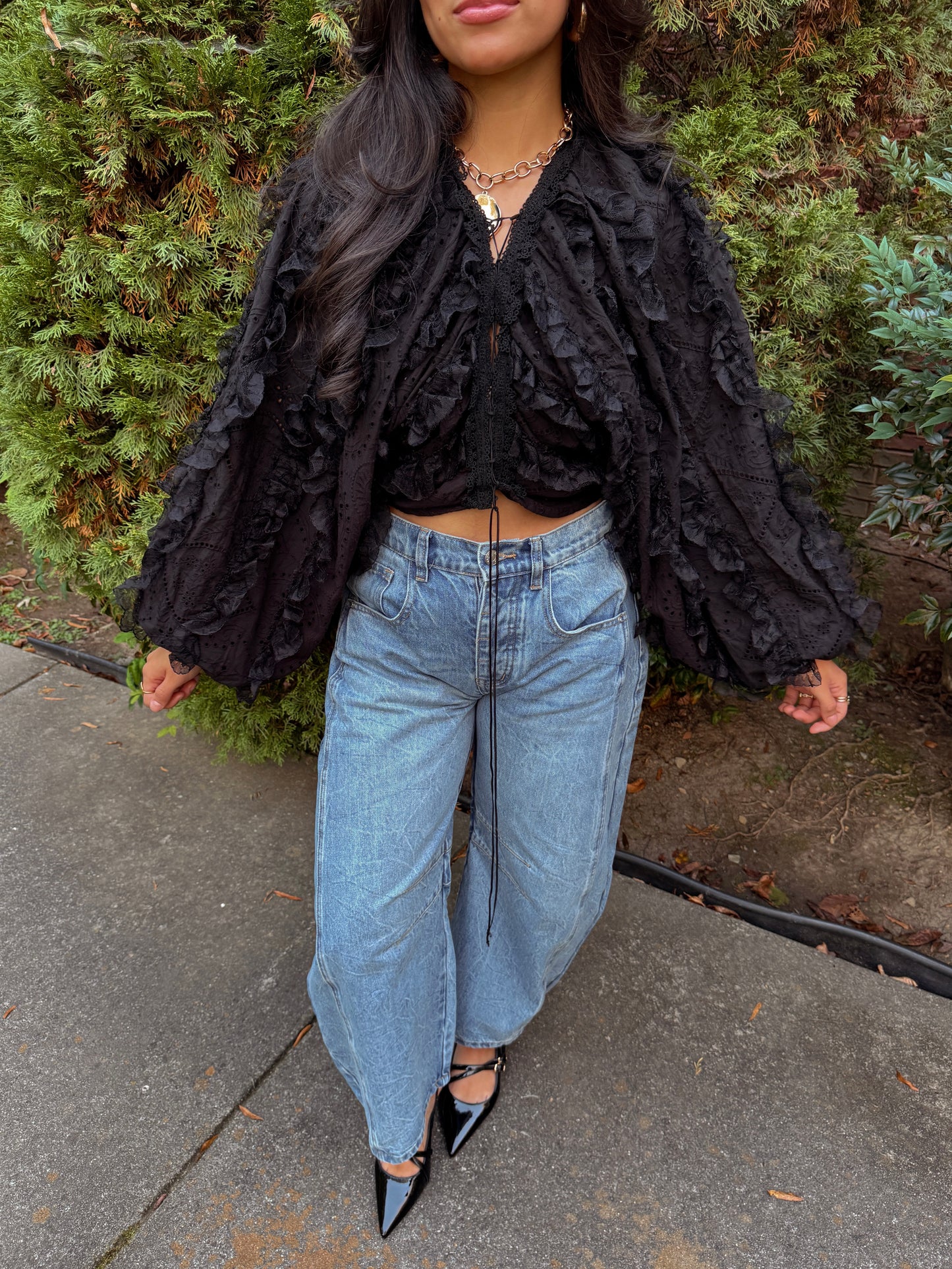 All Eyes On You Statement Top