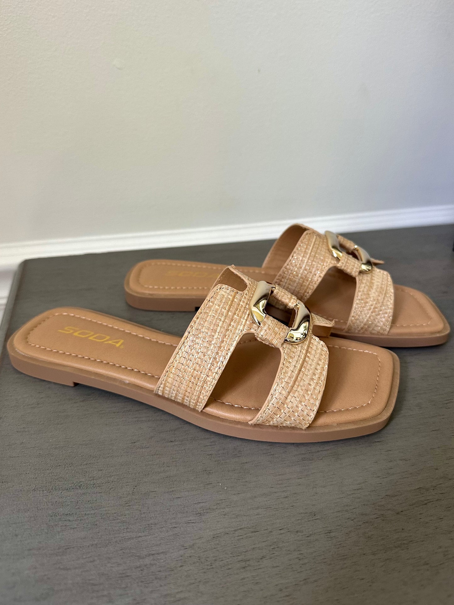 Natural Raffia Woven & Gold Sandal