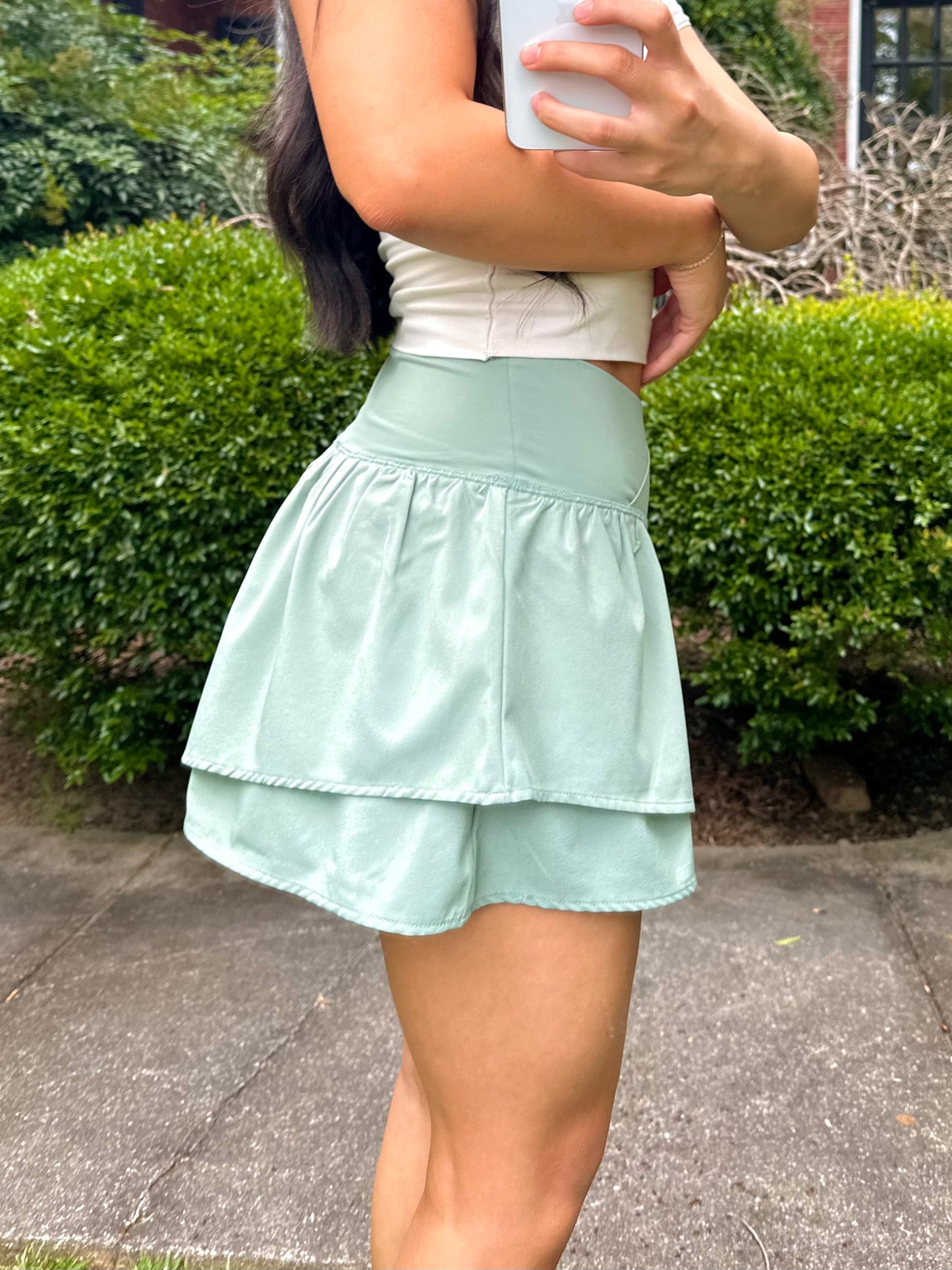 Sage V-Cross Waist Ruffle Shorts