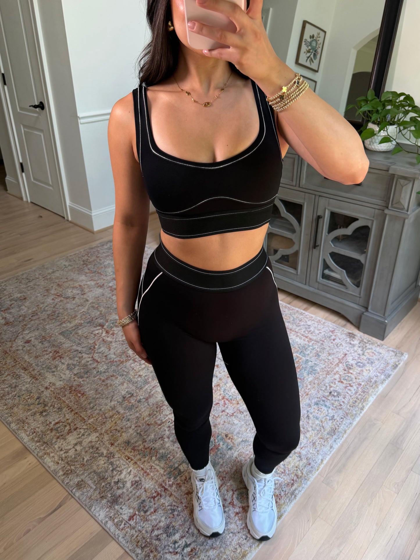 Black Contour Sports Bra