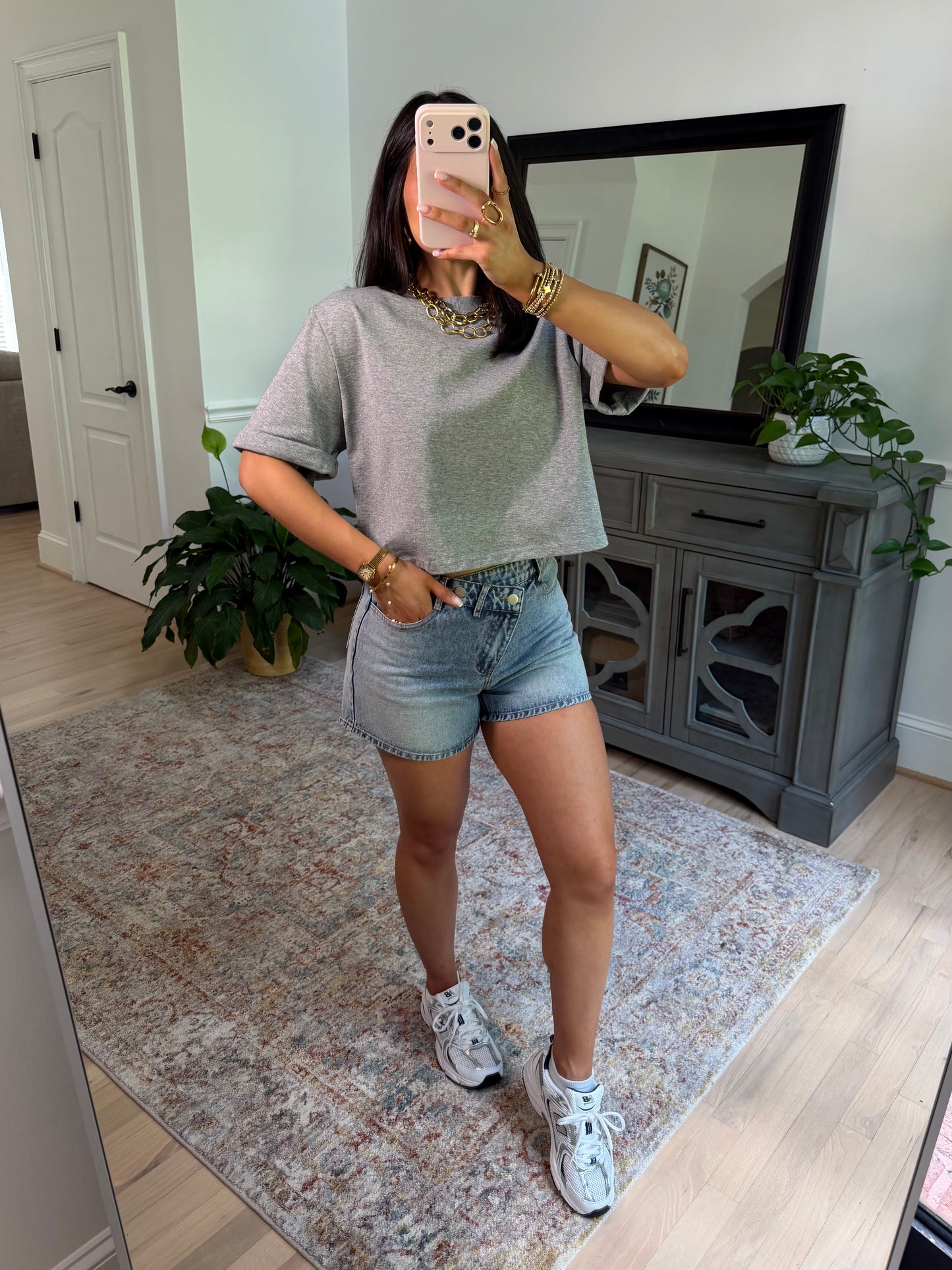 It Girl Staple Tee (Grey)