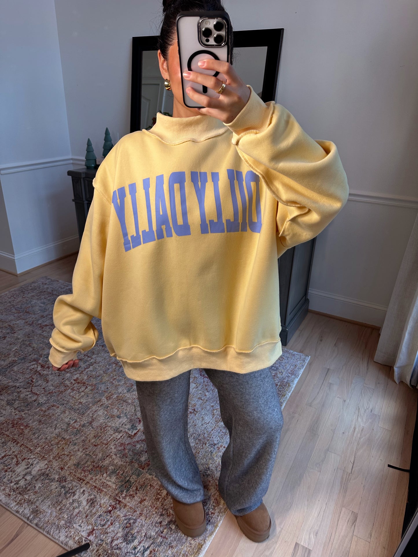 ‘Dilly Dally’ Butter & Blue Mockneck
