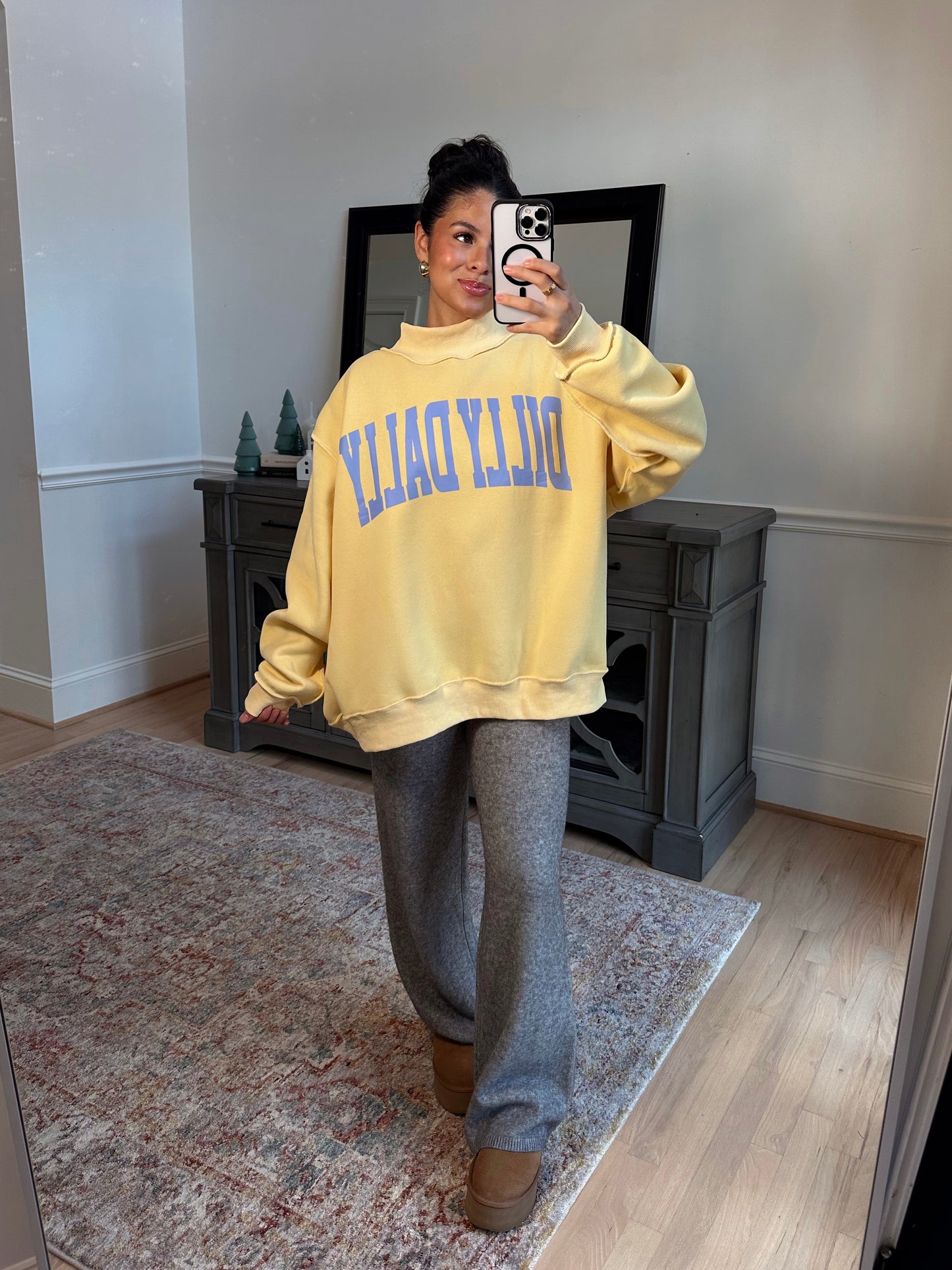 ‘Dilly Dally’ Butter & Blue Mockneck