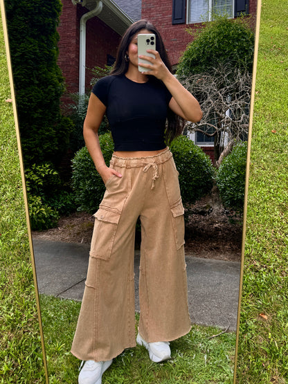 Latte Cargo Flowy Cropped Pants