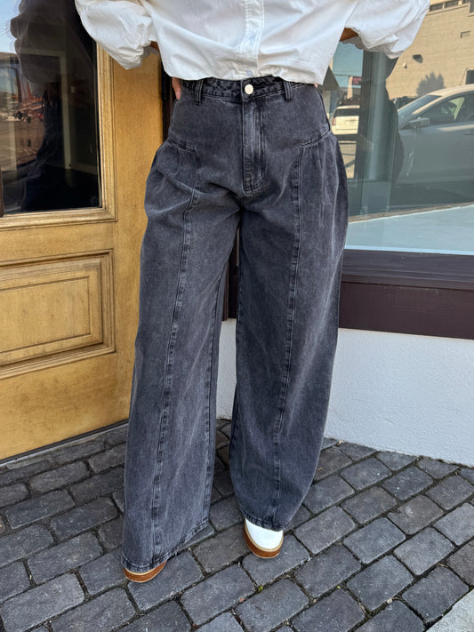 Black High-Waisted Wide Leg Jeans
