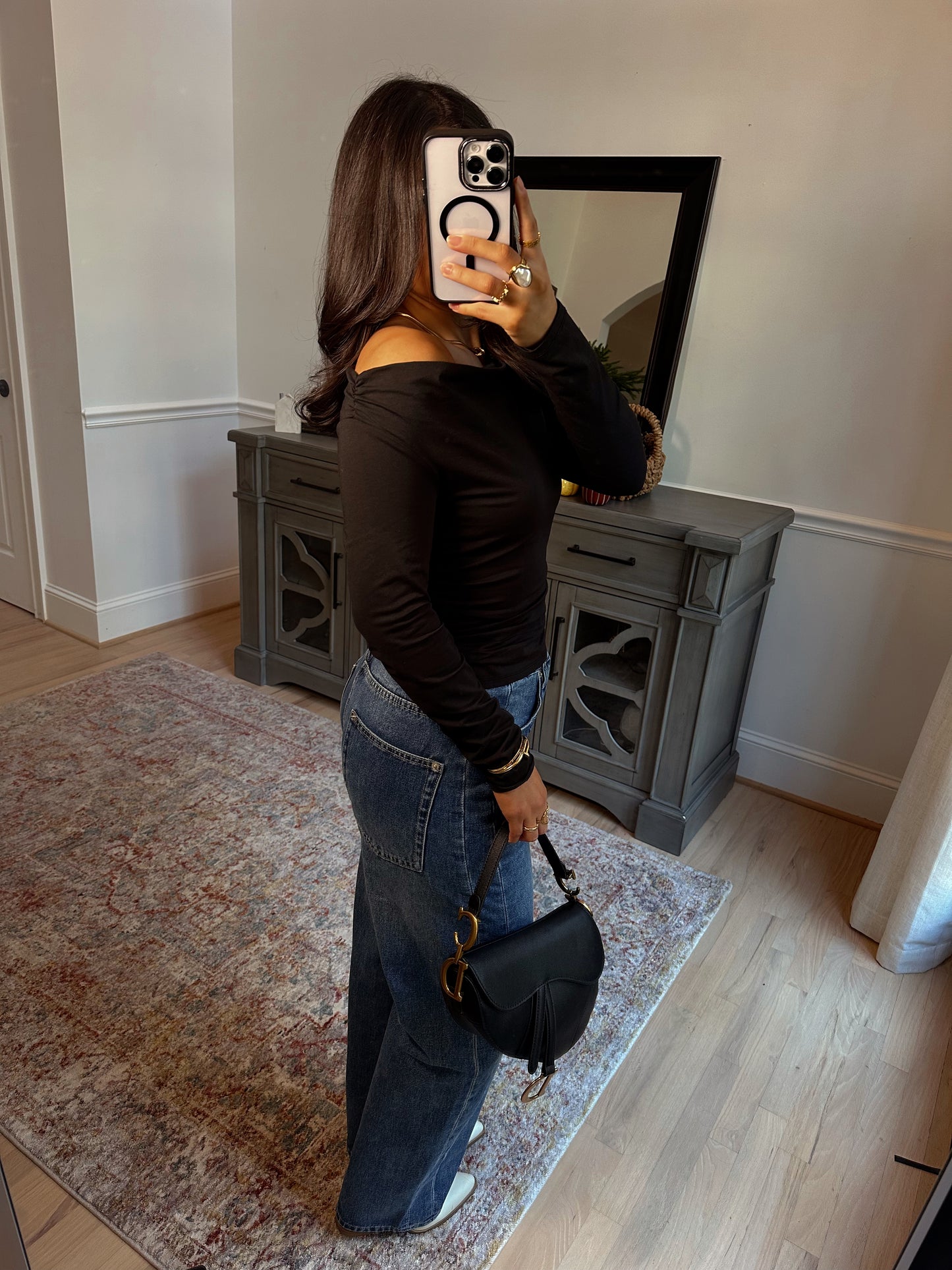 Chic Living Black Off-Shoulder Top