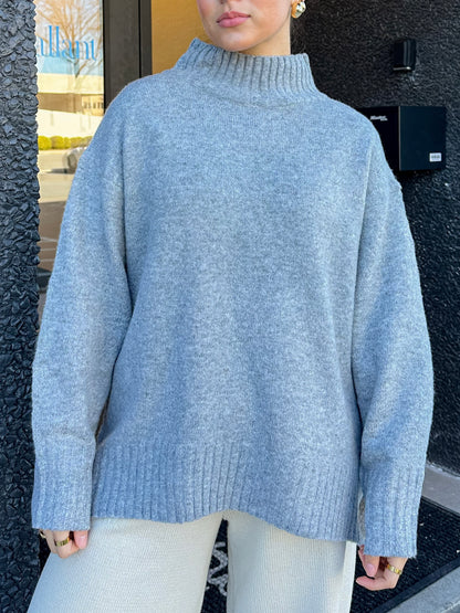 Chic Dark Grey Sweater