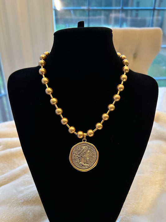 Pendant Matte Gold Necklace