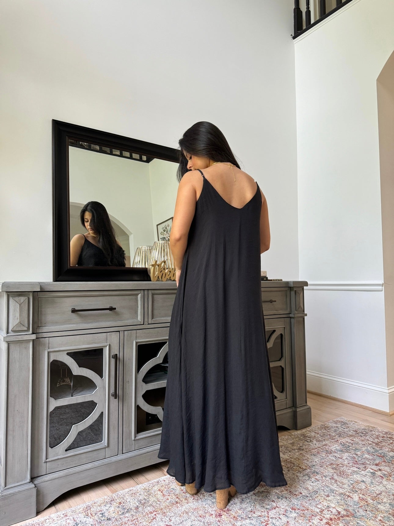 Flowy Black dress